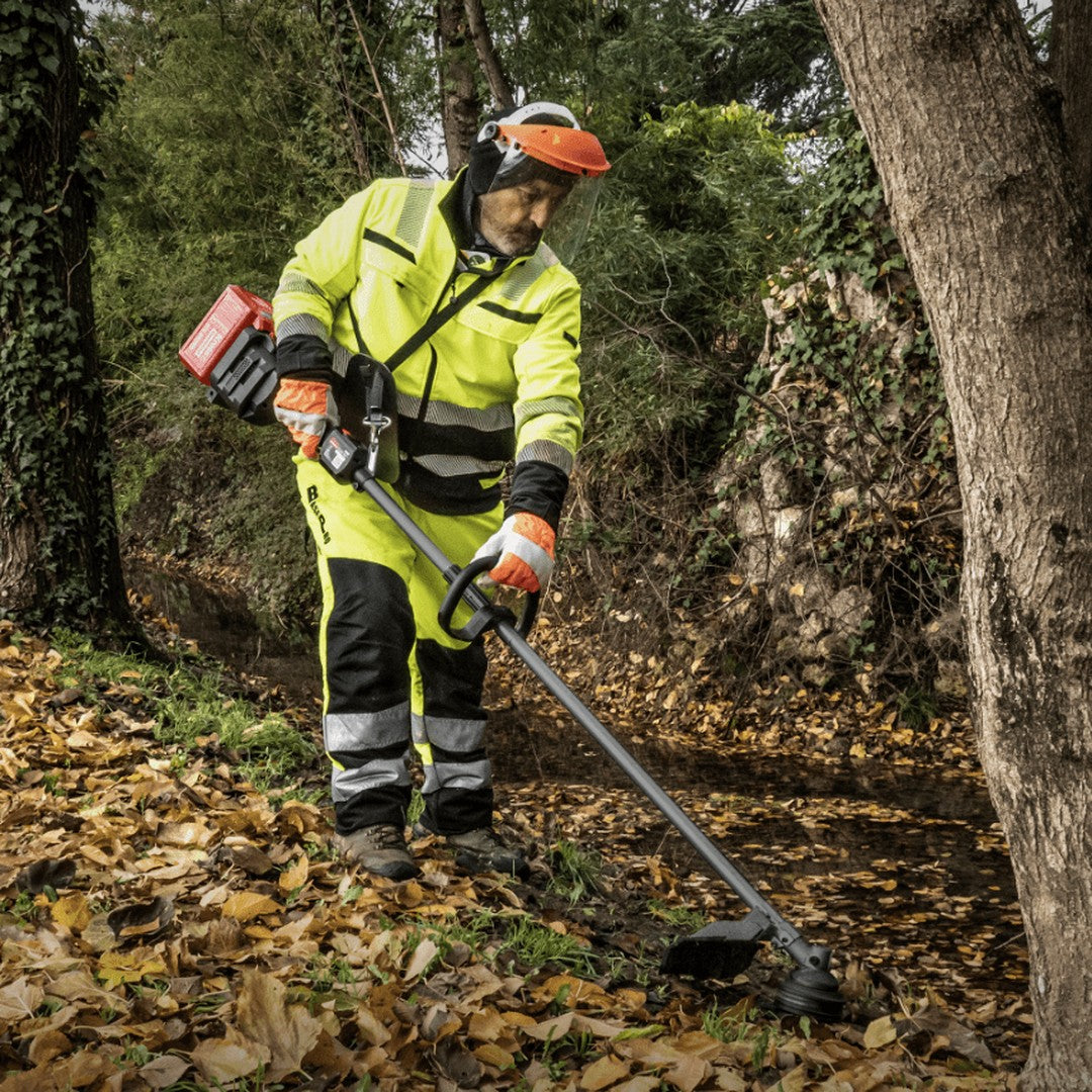 Decespugliatore KRESS KC100 in uso