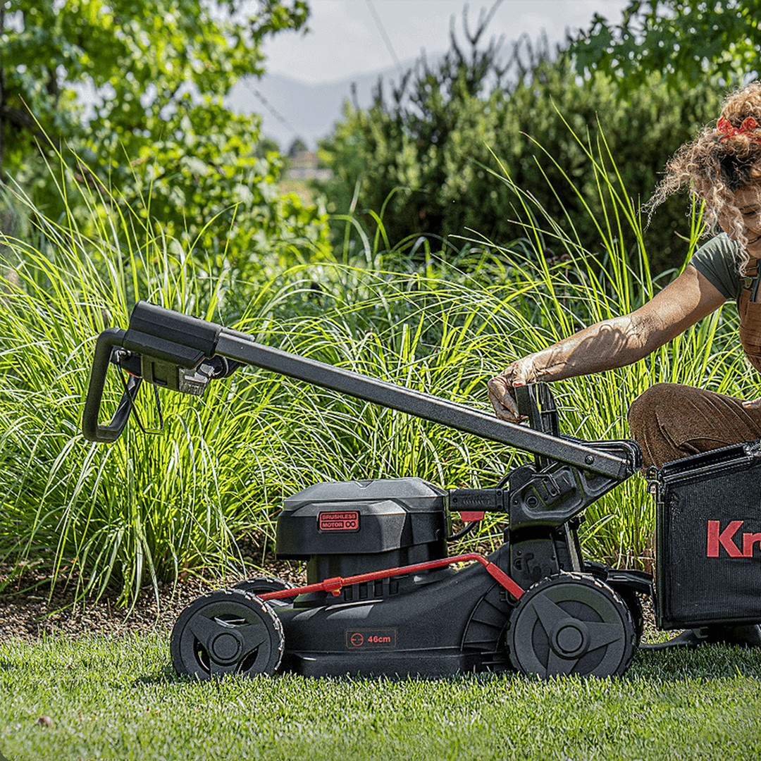 Tosaerba KRESS KG756E in uso