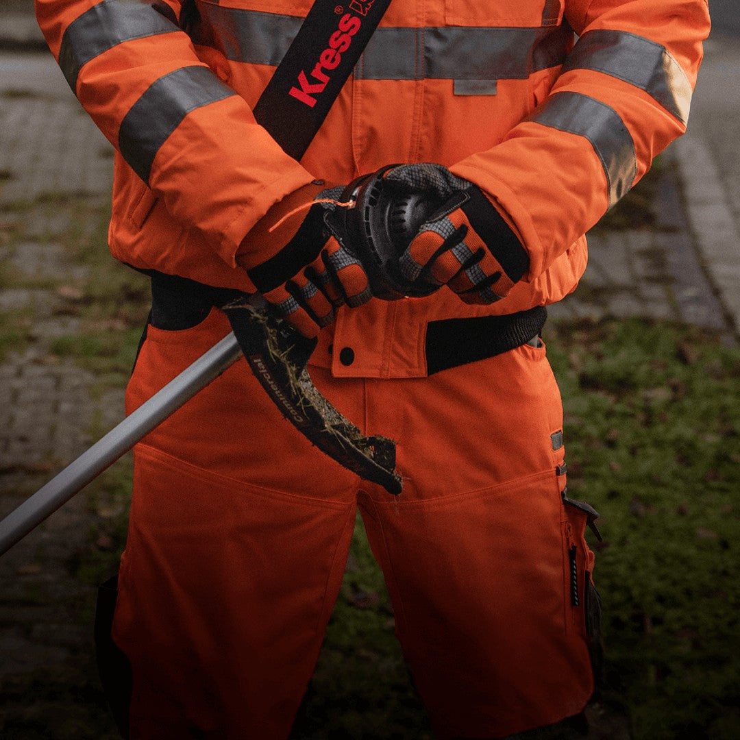 Decespugliatore KRESS KC100 in uso