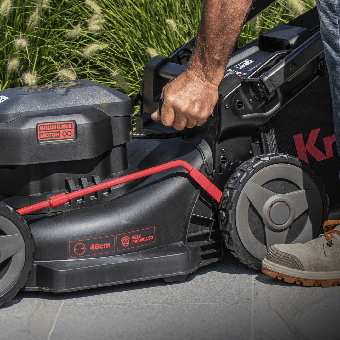 Tosaerba KRESS KG756E in uso