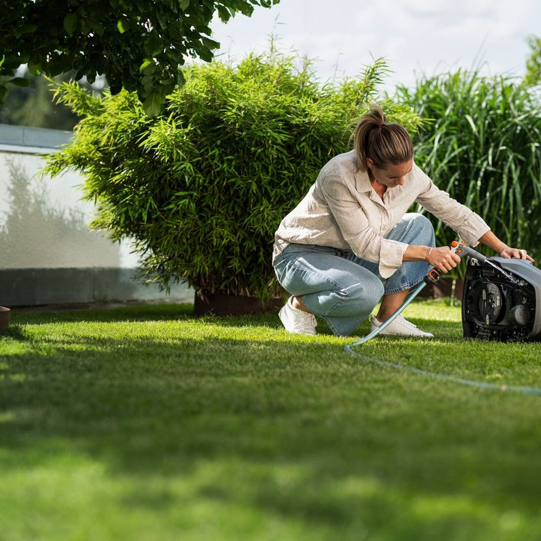 Robot tosaerba HUSQVARNA Automower® Aspire™ R4 in uso
